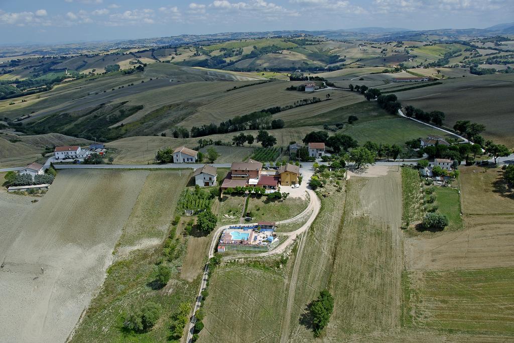 Azienda Agrituristica Piccolo Ranch San Pietro  ภายนอก รูปภาพ