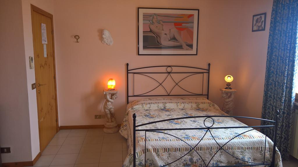 Azienda Agrituristica Piccolo Ranch San Pietro  ภายนอก รูปภาพ