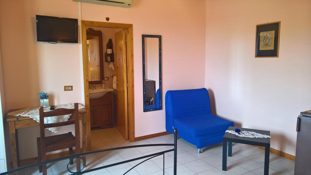 Azienda Agrituristica Piccolo Ranch San Pietro  ภายนอก รูปภาพ